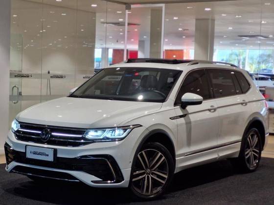 VOLKSWAGEN TIGUAN 2.0 300 TSI GASOLINA ALLSPACE R-LINE AUTOMÁTICO